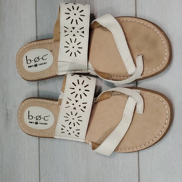 Born B.O.C Women Casaba Laser Cut Comfort Sandals shoes Loop Toe Flats shoes 8 - Picture 3 of 11